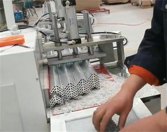 24支切角碼鋸 24支切角碼鋸