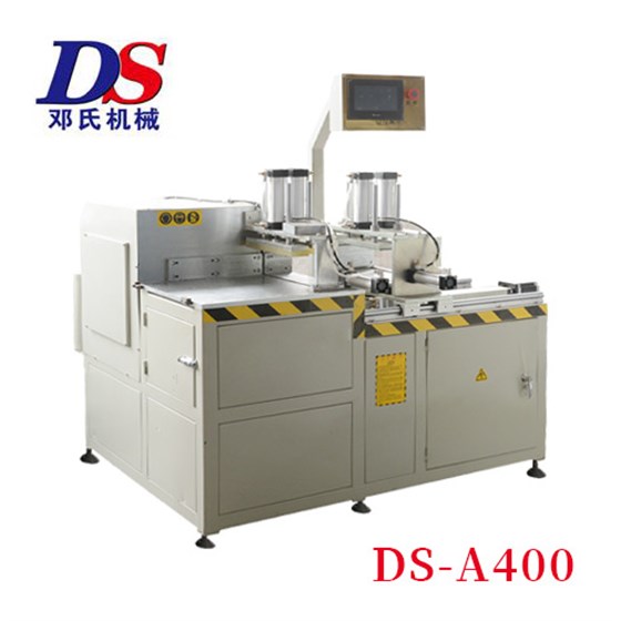 全自動鋁材切割機 全自動鋁材切割機